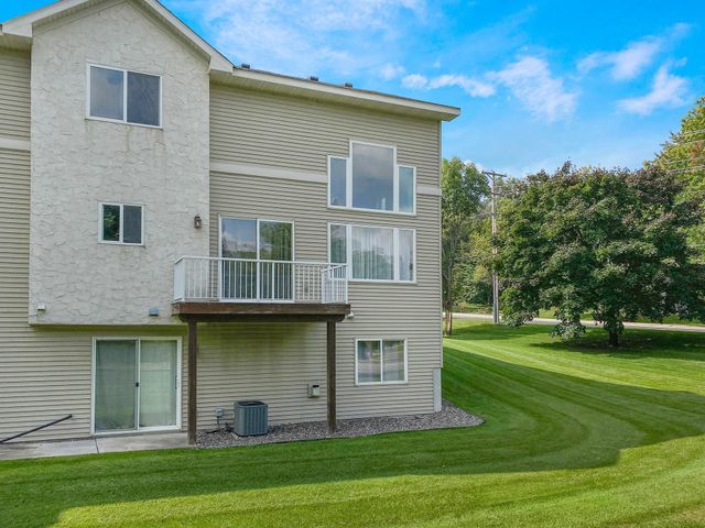 376 Brickyard Drive, Chaska, MN 55318