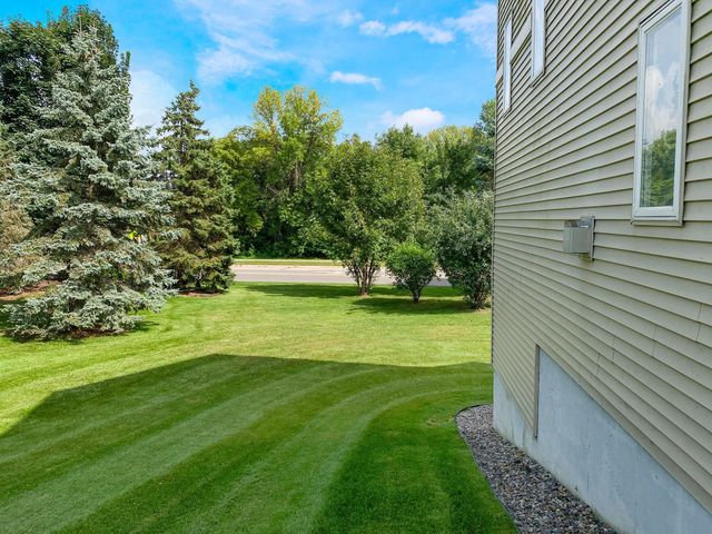 376 Brickyard Drive, Chaska, MN 55318