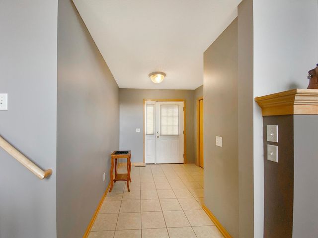 376 Brickyard Drive, Chaska, MN 55318