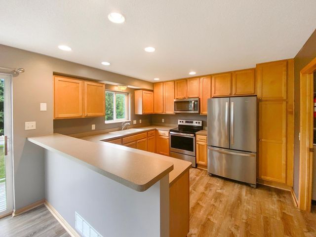 376 Brickyard Drive, Chaska, MN 55318