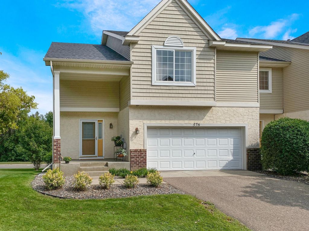 376 Brickyard Drive, Chaska, MN 55318