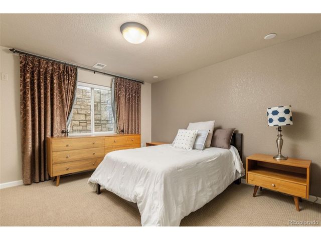 8565 Braun Loop, Arvada, CO 80005