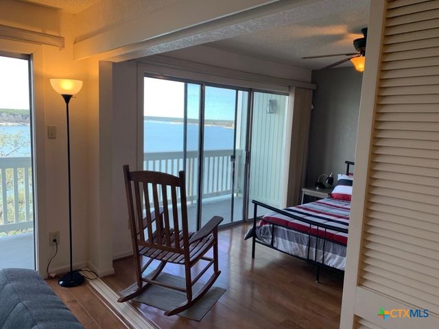 218 Cliffhouse Drive, Belton, TX 76513