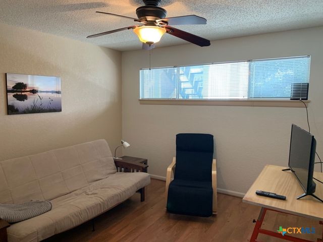 218 Cliffhouse Drive, Belton, TX 76513