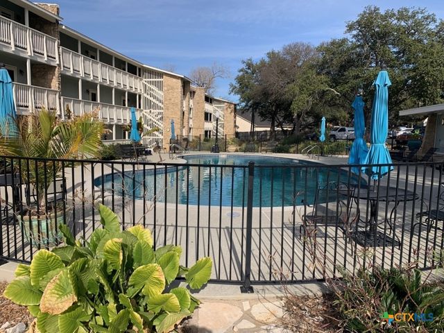 218 Cliffhouse Drive, Belton, TX 76513