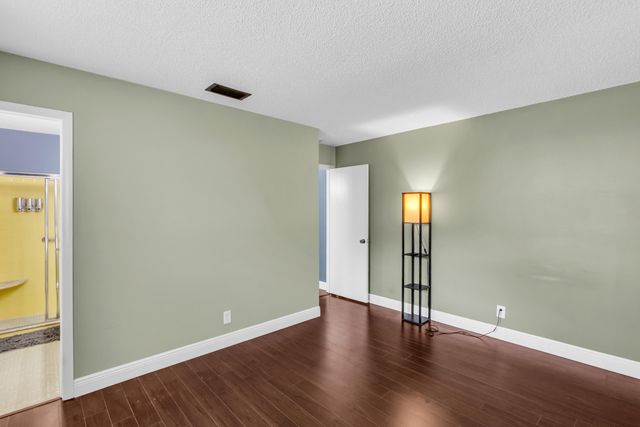 3958 CHAPEL Street, Palm Beach Gardens, FL 33403