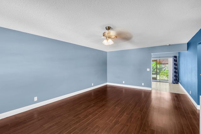 3958 CHAPEL Street, Palm Beach Gardens, FL 33403