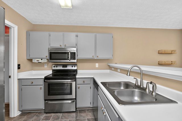 383 Bonita Pkwy, Hendersonville, TN 37075