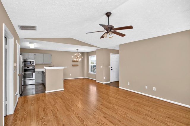 383 Bonita Pkwy, Hendersonville, TN 37075