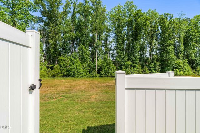 47 Whitley Ridge Drive, Clayton, NC 27527
