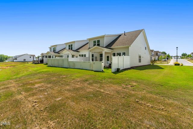 47 Whitley Ridge Drive, Clayton, NC 27527