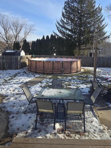 218 S Ohio Street, Prairie Du Chien, WI 53821