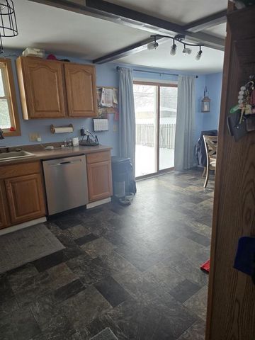 218 S Ohio Street, Prairie Du Chien, WI 53821