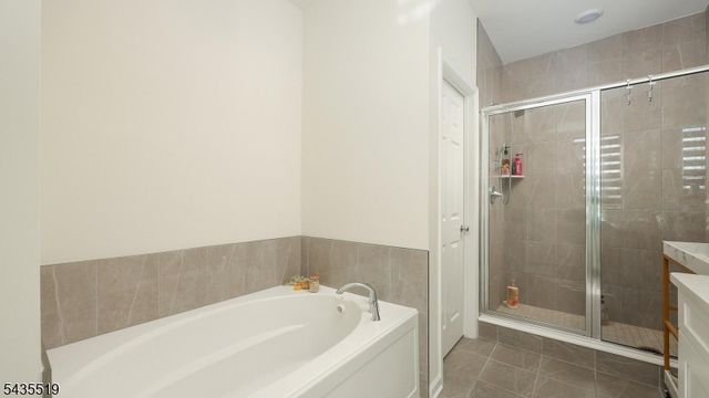 15 S Davenport St, Somerville Boro, NJ 08876