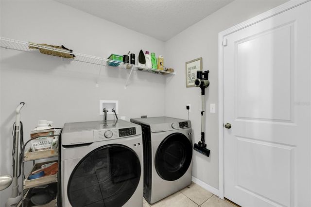 10554 STANDING STONE DRIVE, Wimauma, FL 33598