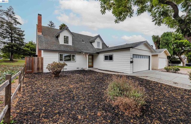 1528 Saratoga Dr, Milpitas, CA 95035