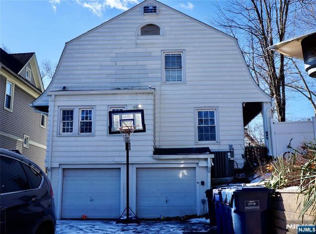 362 Hamilton Place, Hackensack, NJ 07601