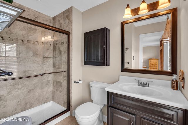 10 Yellowstone Lane, Howell, NJ 07731