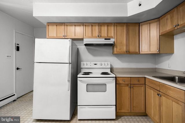 142 NEW FREEDOM RD, Clementon, NJ 08021