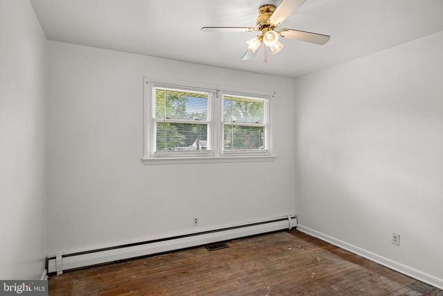 142 NEW FREEDOM RD, Clementon, NJ 08021