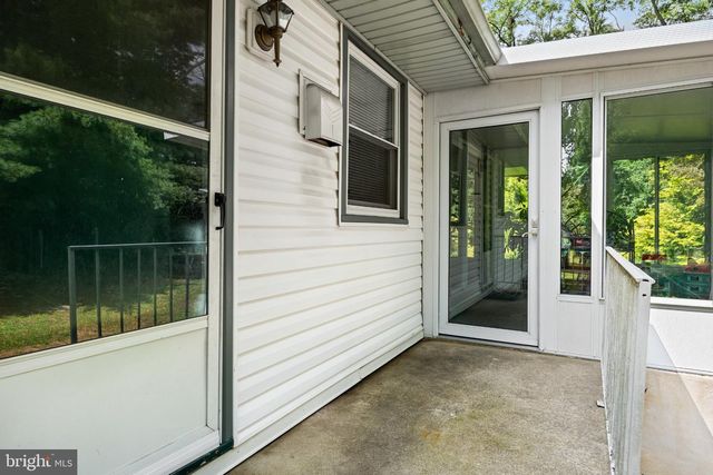 142 NEW FREEDOM RD, Clementon, NJ 08021
