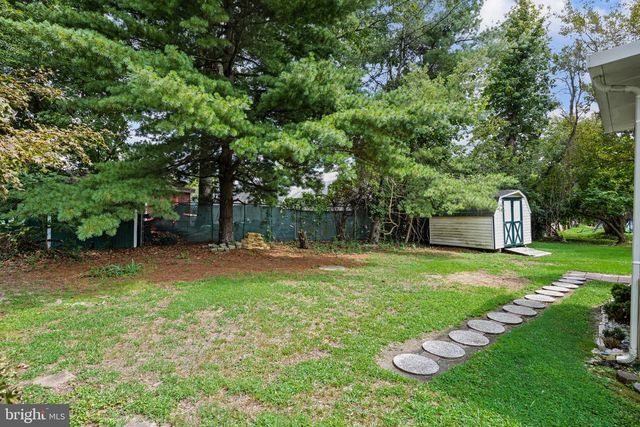142 NEW FREEDOM RD, Clementon, NJ 08021