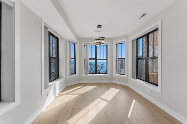 7516 N Eastlake Terrace 2, Chicago, IL 60626