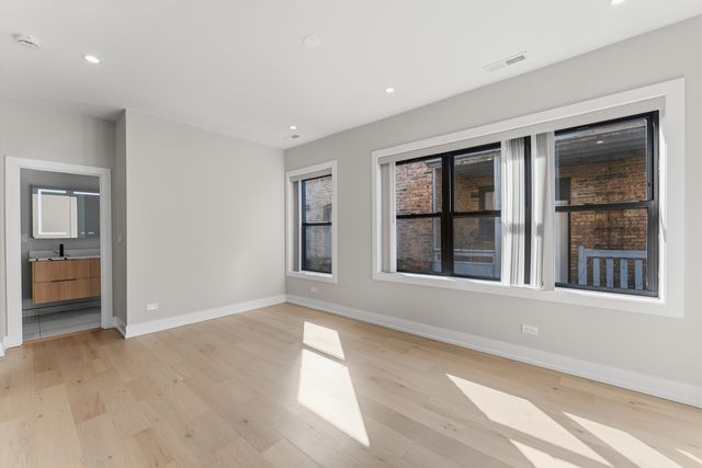 7516 N Eastlake Terrace 2, Chicago, IL 60626