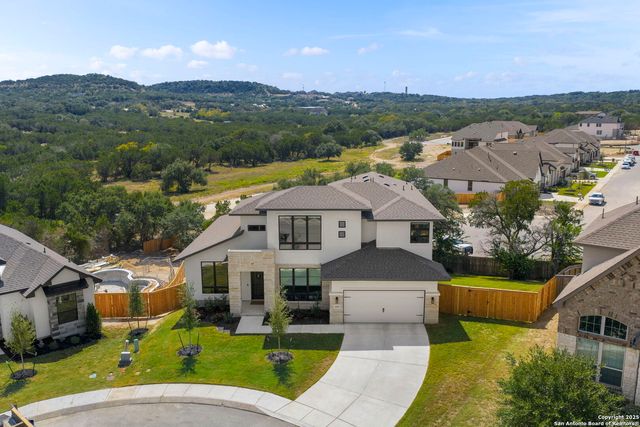 28403 Vario Ln, San Antonio, TX 78260
