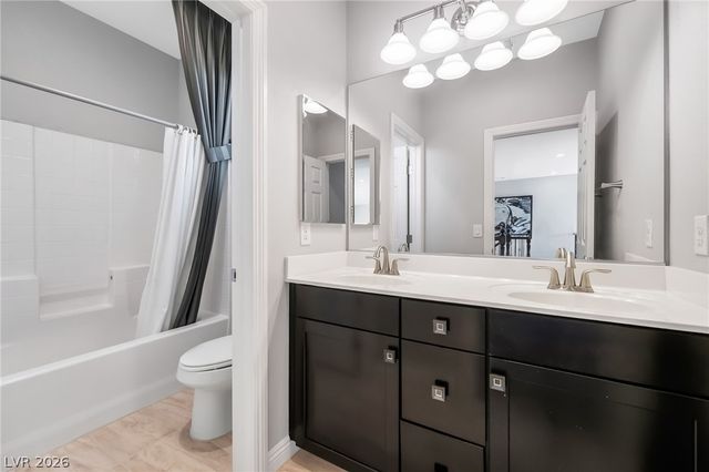 9776 Proud Clarion Street, Las Vegas, NV 89178