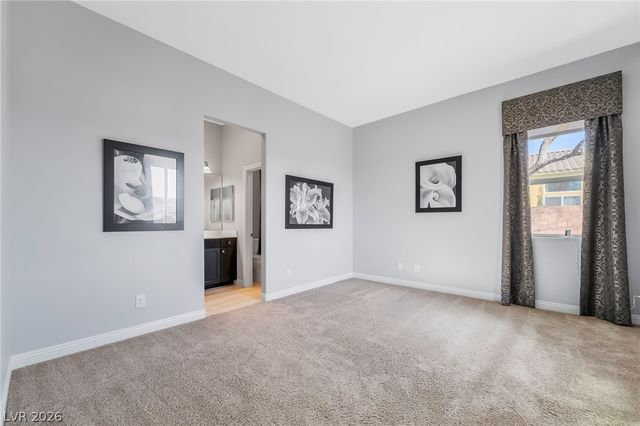 9776 Proud Clarion Street, Las Vegas, NV 89178