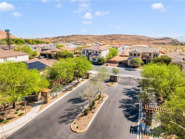 9776 Proud Clarion Street, Las Vegas, NV 89178