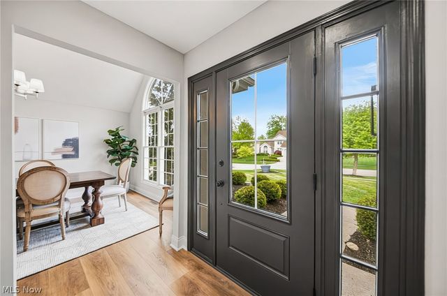 18964 Bears Paw Lane, Strongsville, OH 44136
