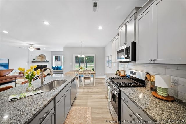 966 Kensington Park Rd Road, Fayetteville, NC 28311