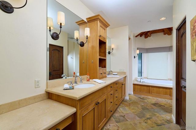 10790 Castle Heights Dr, Valley Center, CA 92082