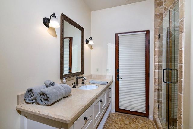 10790 Castle Heights Dr, Valley Center, CA 92082
