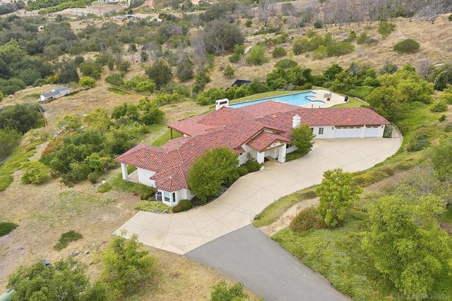10790 Castle Heights Dr, Valley Center, CA 92082