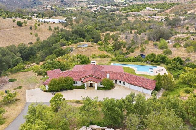 10790 Castle Heights Dr, Valley Center, CA 92082