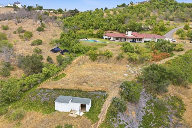 10790 Castle Heights Dr, Valley Center, CA 92082