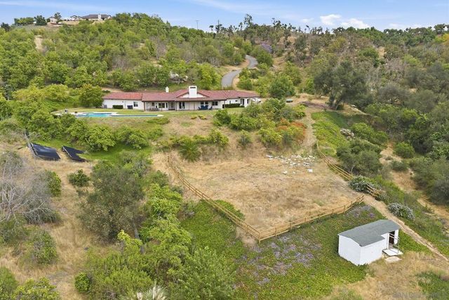 10790 Castle Heights Dr, Valley Center, CA 92082