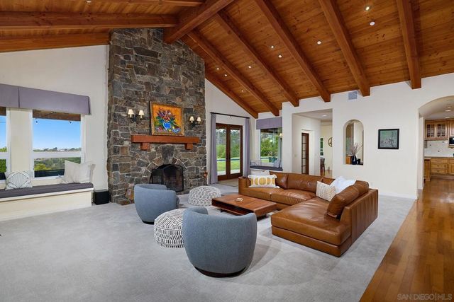 10790 Castle Heights Dr, Valley Center, CA 92082