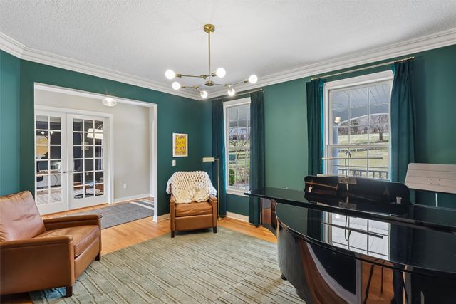 1820 SE Browns Woods Cove, West Des Moines, IA 50265