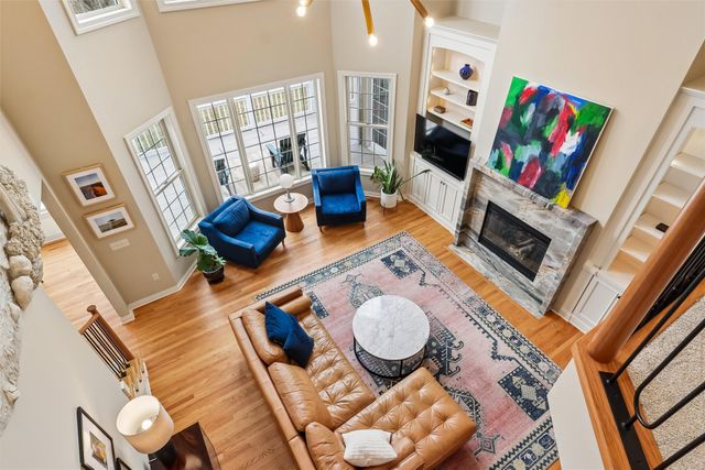 1820 SE Browns Woods Cove, West Des Moines, IA 50265