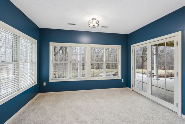 1820 SE Browns Woods Cove, West Des Moines, IA 50265