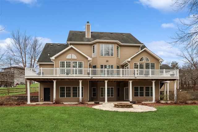 1820 SE Browns Woods Cove, West Des Moines, IA 50265