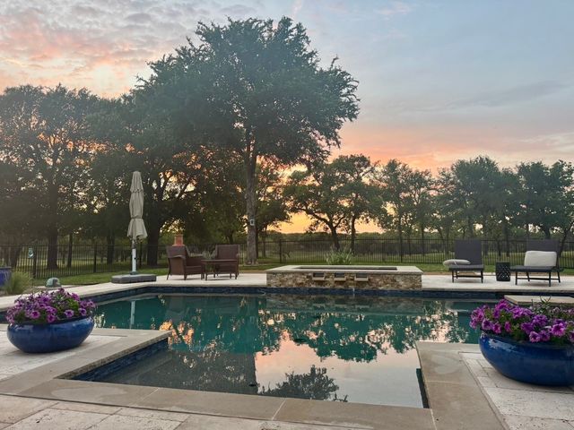 570 S Sugartree Drive, Lipan, TX 76462