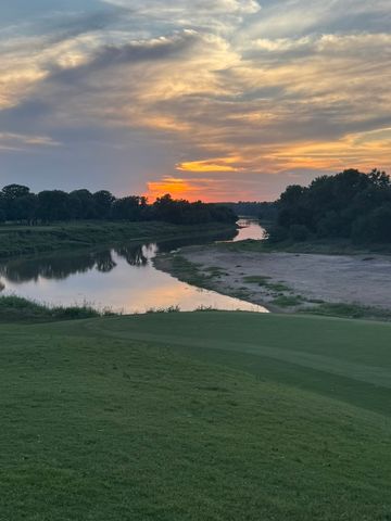 570 S Sugartree Drive, Lipan, TX 76462