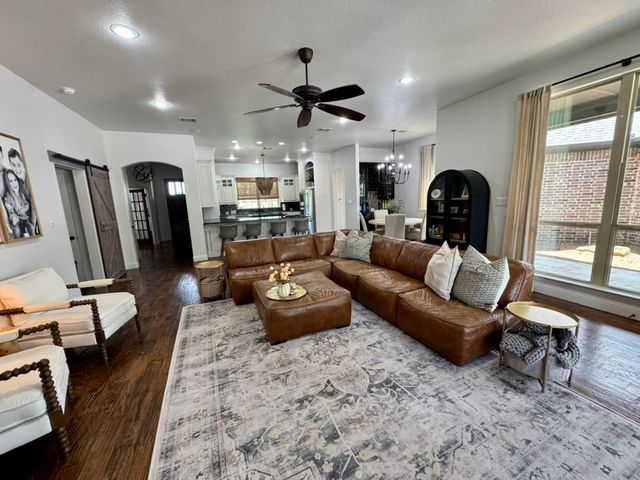 570 S Sugartree Drive, Lipan, TX 76462