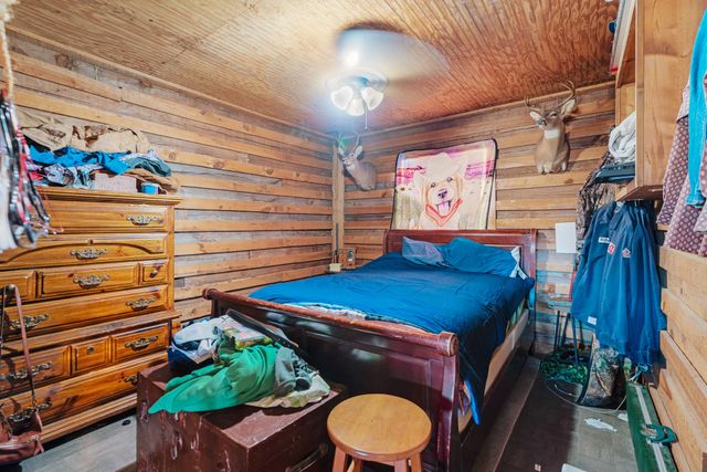 4060 CR 36220, Sumner, TX 75486