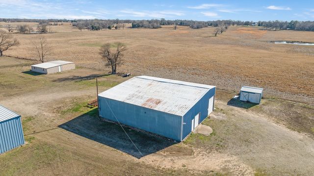 4060 CR 36220, Sumner, TX 75486